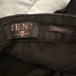 JEN7 Ankle Skinny Jeans in Black